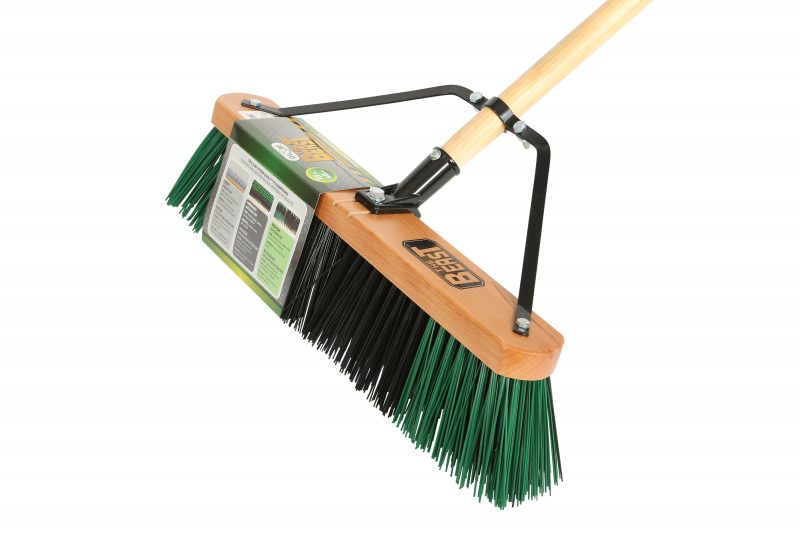 18'' ASSEMBLED CONTRACTOR PUSH BROOM ROUGH